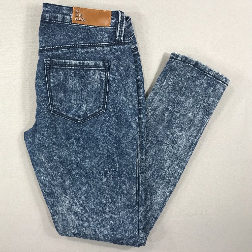 Hollywood & Vine Jeans Junior's 3 Blue Skinny Distressed Faux Front Pockets